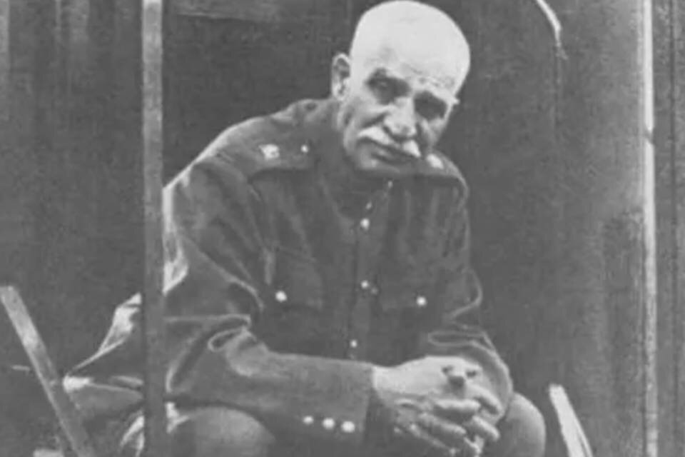 «برج میلاد» را رضاخان ساخت؟/ شوخی هایی که جدی گرفته شد