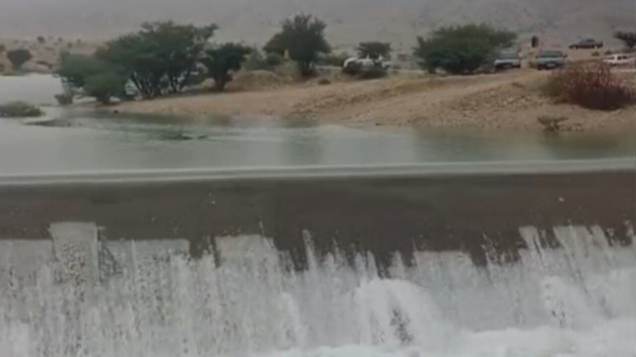 آبگیری و سریز سد کهورستان شهرستان بندرخمیر