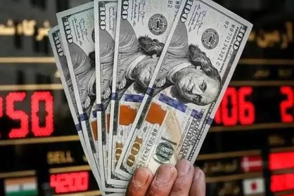 قیمت دلار توافقی امروز یکشنبه 18 مرداد 1405؛ دلار صعودی شد