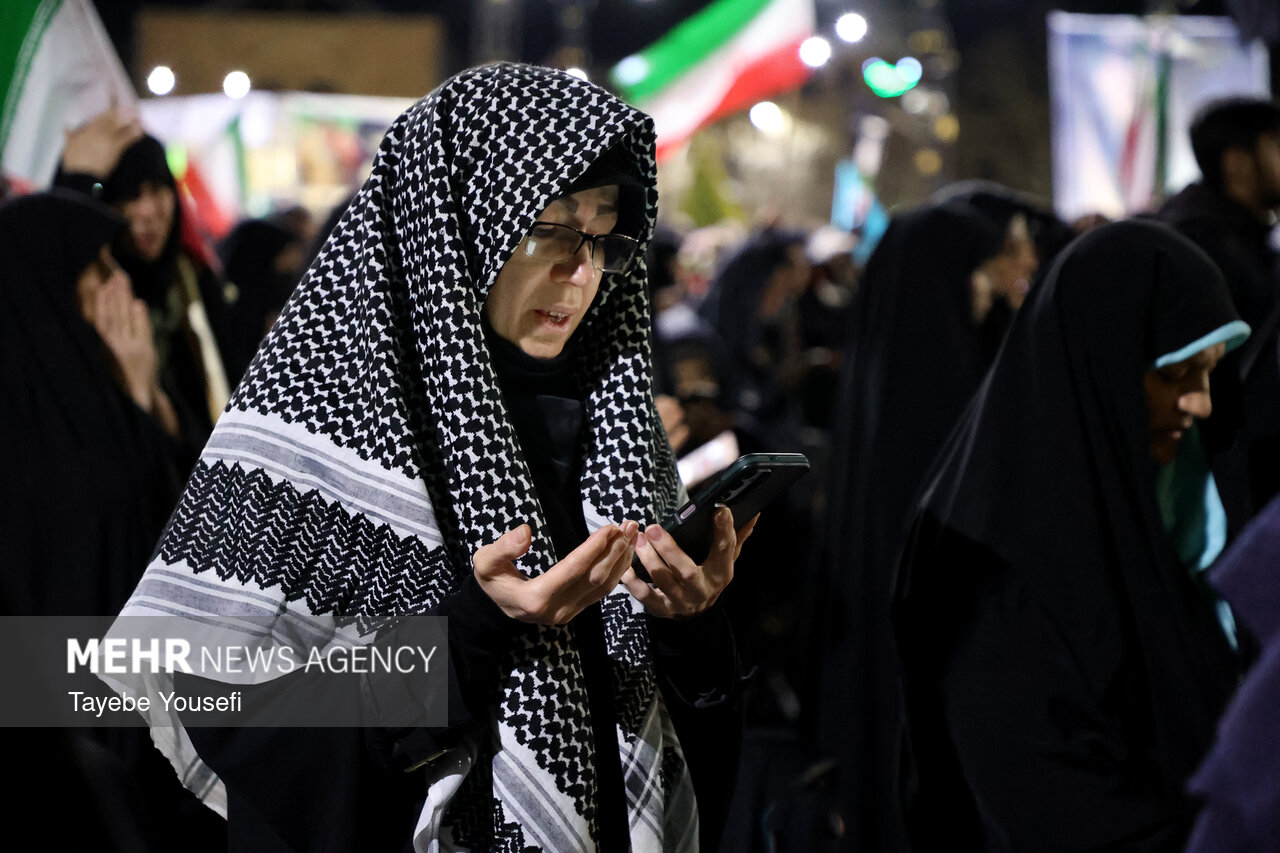 اقامه نماز استغاثه به امام زمان(عج) در نیشابور