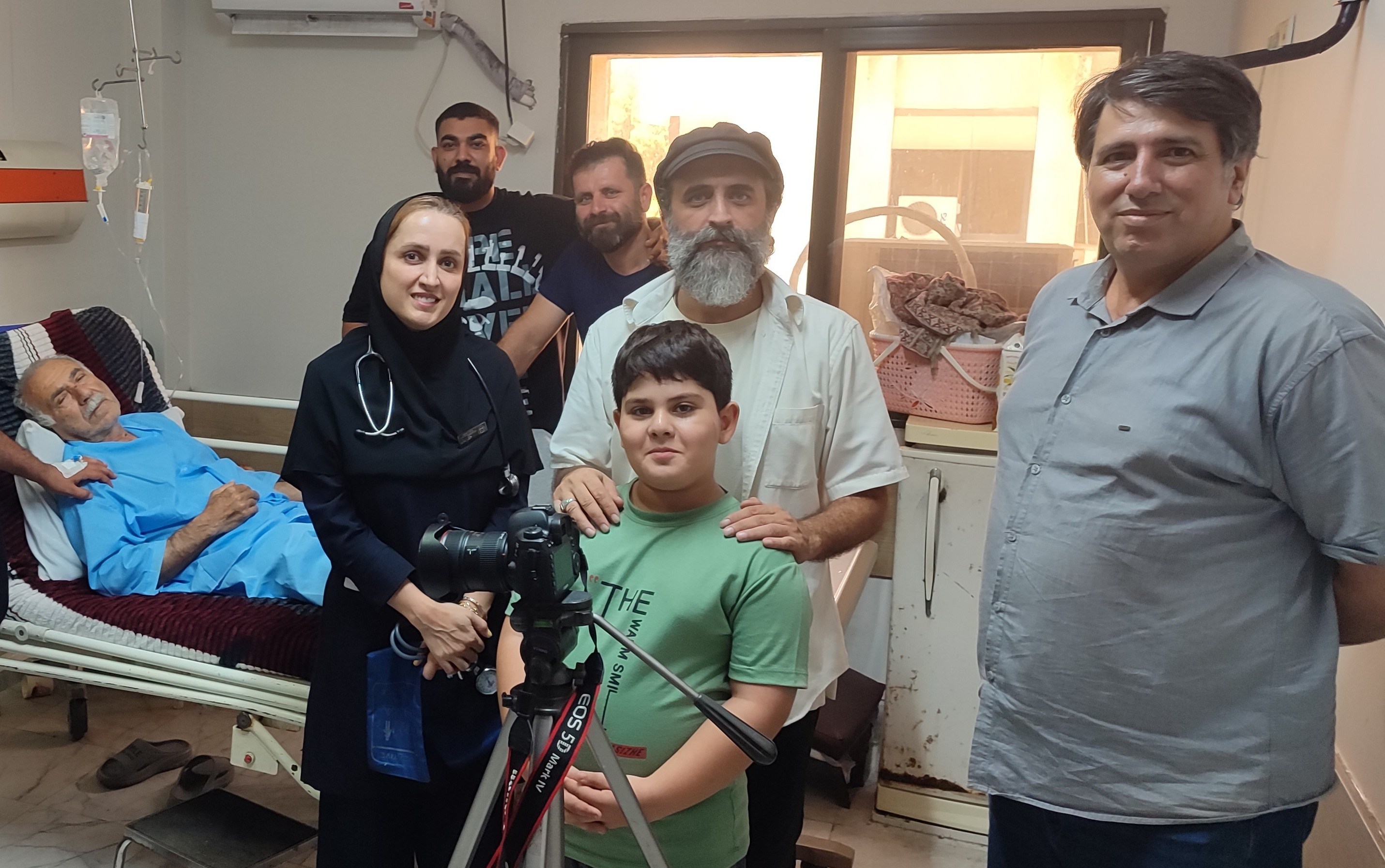 مستند «بال ماس» در بیمارستان روحانی کلید خورد/ دست‌هایی برای زندگی