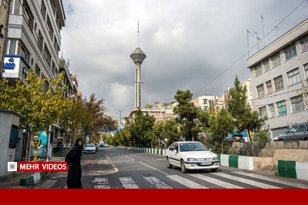 تهران در حال‌وهوای پاییزی