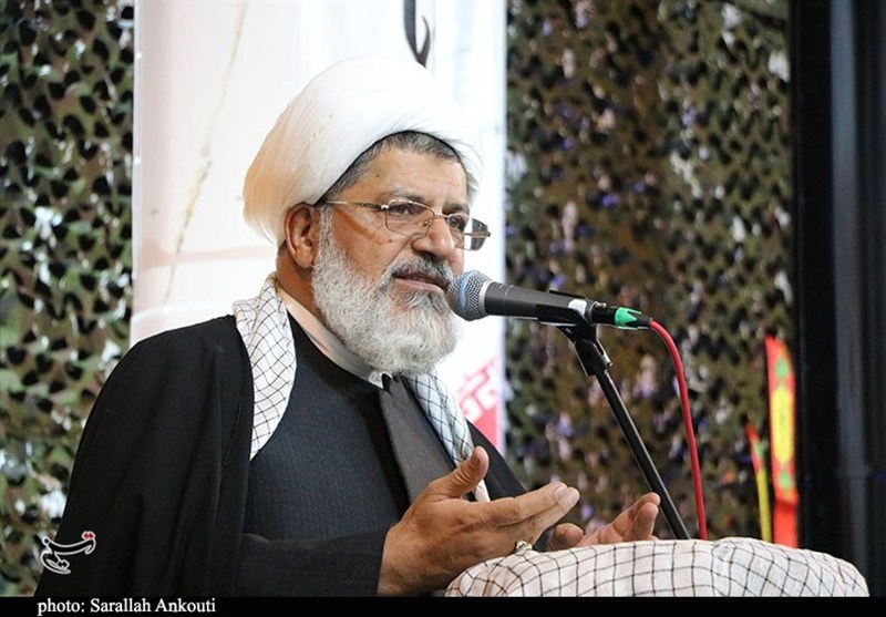 شیرازی: سربازان امروز، مدیران و فرماندهان آینده کشورند