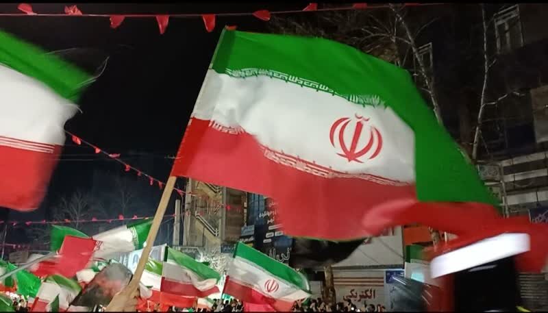 تداوم سوگ امام شهید و بیعت با رهبر انقلاب در قبله تهران