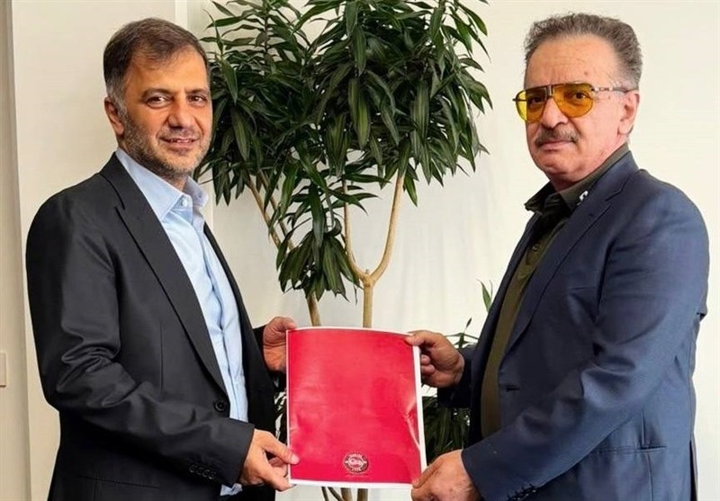 حجت کریمی مدیرعامل باشگاه تراکتور شد؛ ربیعی سرمربی ماند