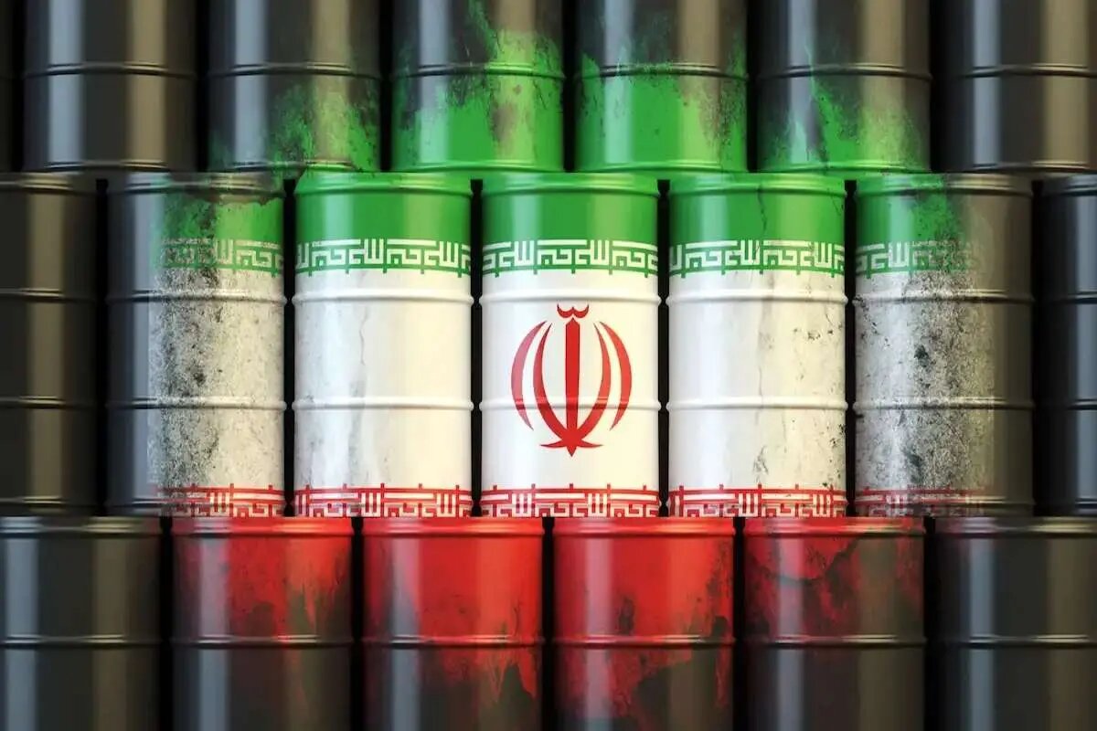 افزایش ۳۴ هزار بشکه‌ای تولید نفت ایران در فوریه ۲۰۲۶