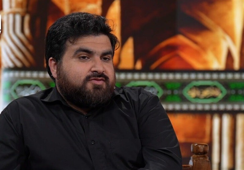 دشمنان با تولید شعار بین طرفدارانشان ایجاد حرکت می‌کنند