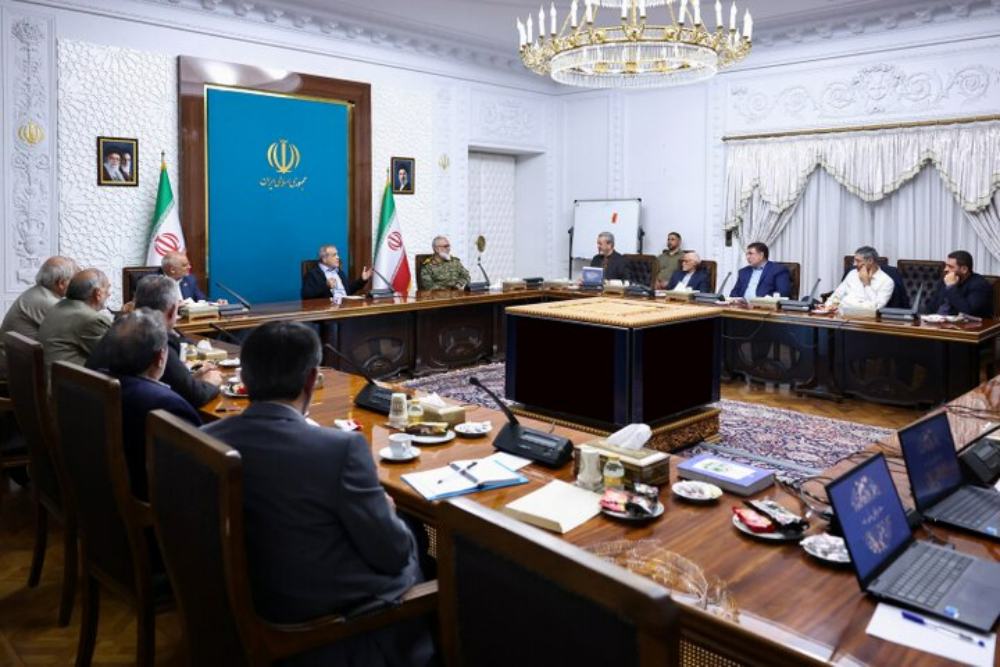 تأکید پزشکیان بر مدیریت جهادی برای حل چالش‌های کشور