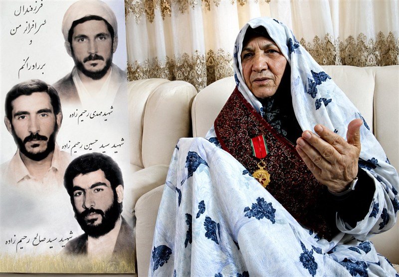 خسروپناه درگذشت مادر شهیدان مظفر را تسلیت گفت