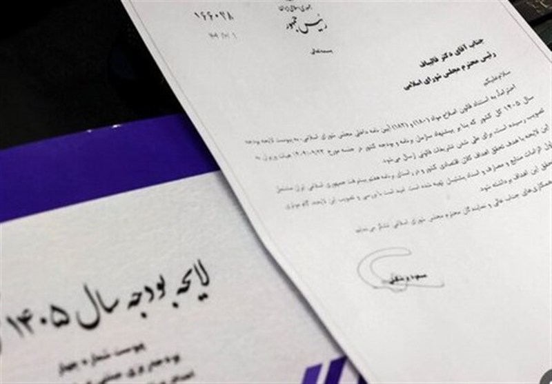 نبرد ارقام بر سر گندم؛ مجلس چگونه پیشنهاد دولت را 200 همت بالا برد؟