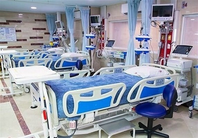 وزیر بهداشت: ‌کمبود تخت بیمارستانی را جبران می‌کنیم