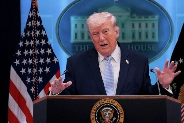 ادامه تناقض گویی ترامپ: مذاکرات با ایران ادامه دارد