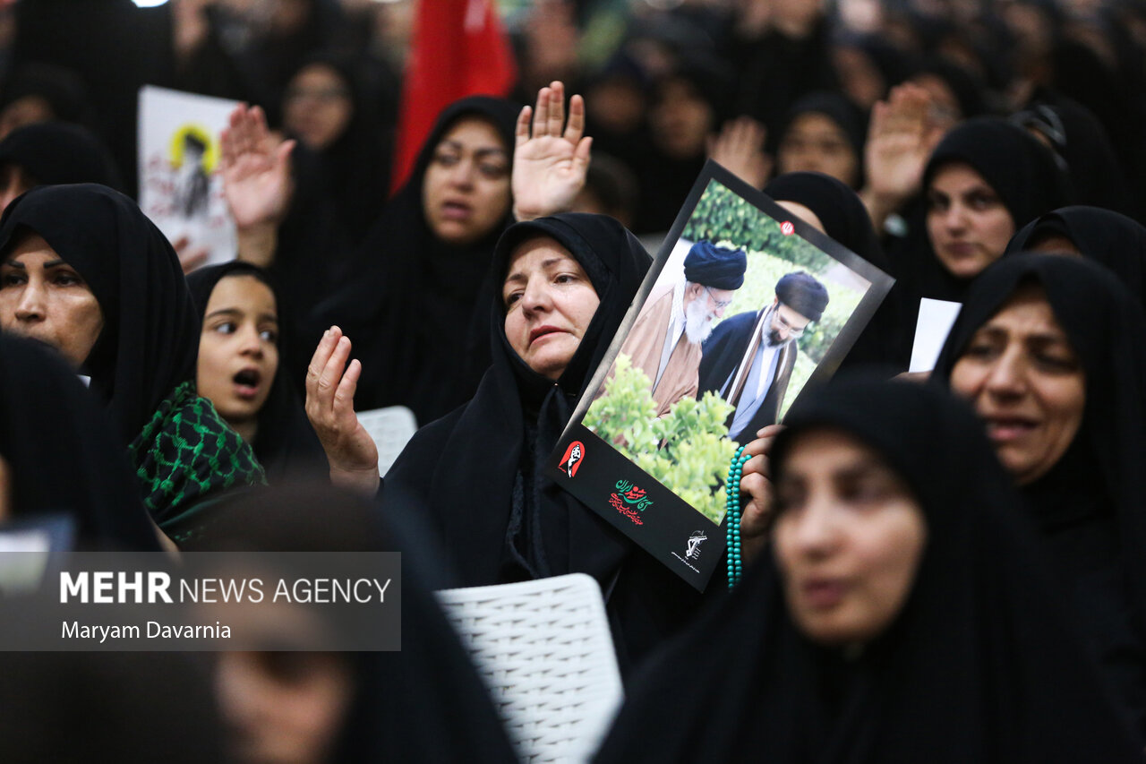 مراسم بزرگداشت چهلم «آقای شهید ایران» در مصلای تهران آغاز شد