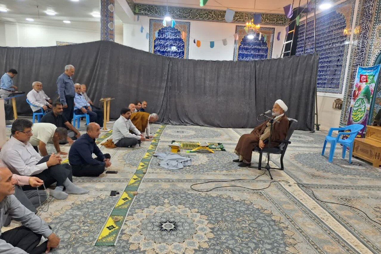 امام جمعه دشتستان: سیره پیامبر اکرم (ص) الگویی جامع است