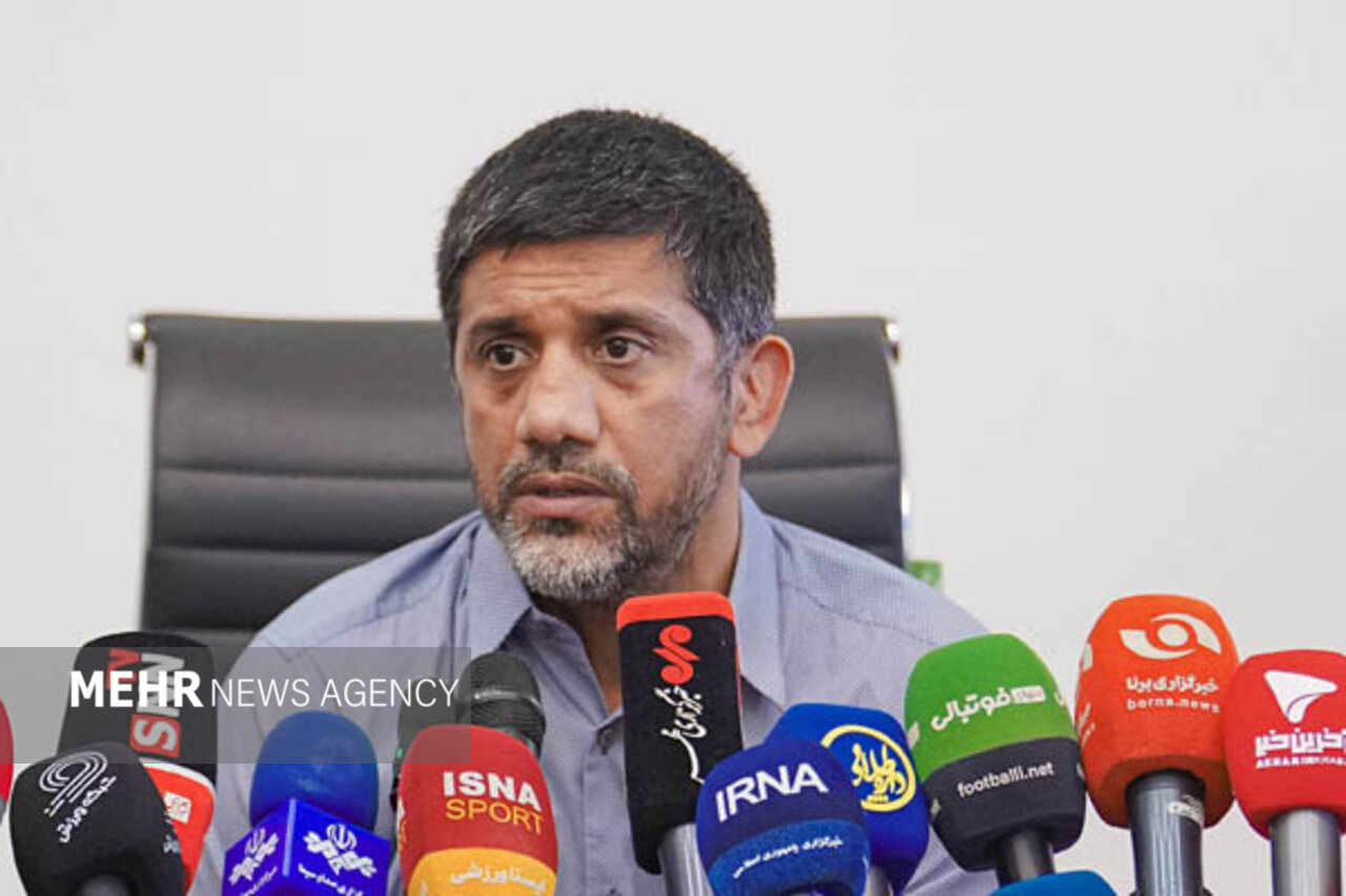 علیرضا دبیر: اگر آمریکا به یک نفر ویزا ندهد کل تیم اعزام نمی‌شود