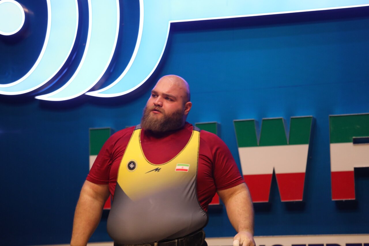 قهرمان فوق سنگین وزنه برداری ایران مشخص شد