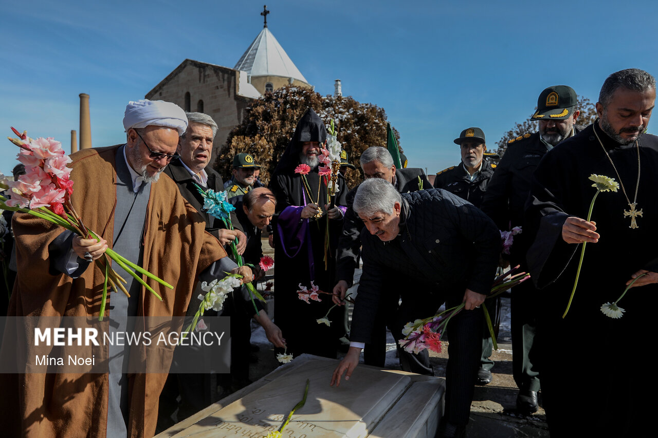 آیین «پارتی لاله ها» برای شهدای ارمنی در تبریز