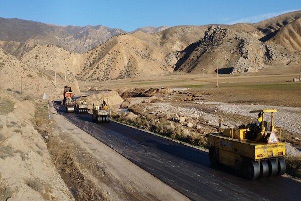 آسفالت روستاهای الوار گرمسیری اندیمشک با قیر رایگان شتاب گرفت