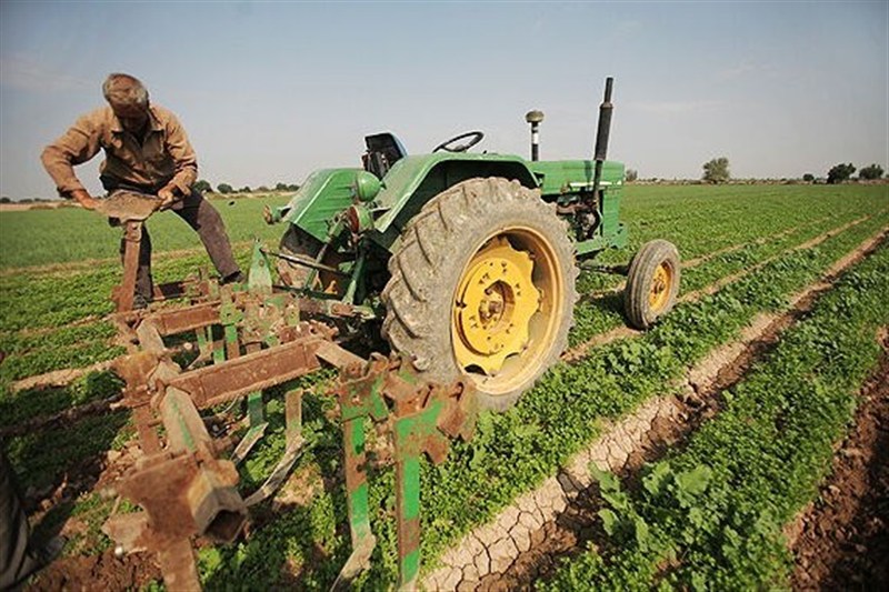 اتصال تولیدکنندگان به بازار ، نسخه اقتصادی همدان برای رونق روستاها است