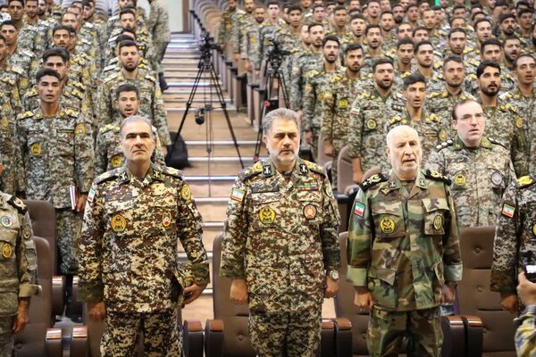امیر آراسته: صلح و امنیت توجیه آمریکا برای مداخله در جهان است