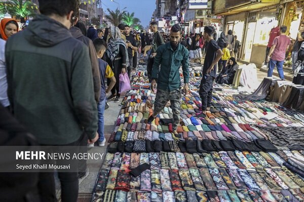 دستفروشان در نقاط مشخص ساماندهی می‌شوند
