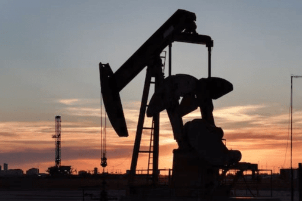 قیمت نفت دوباره رشد کرد / بمباران خبری مذاکرات آمریکا با ایران جواب نداد