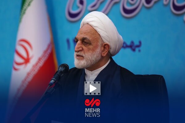 آژه ای: در هیچ شرایطی خدمت به مردم را فراموش نکنید