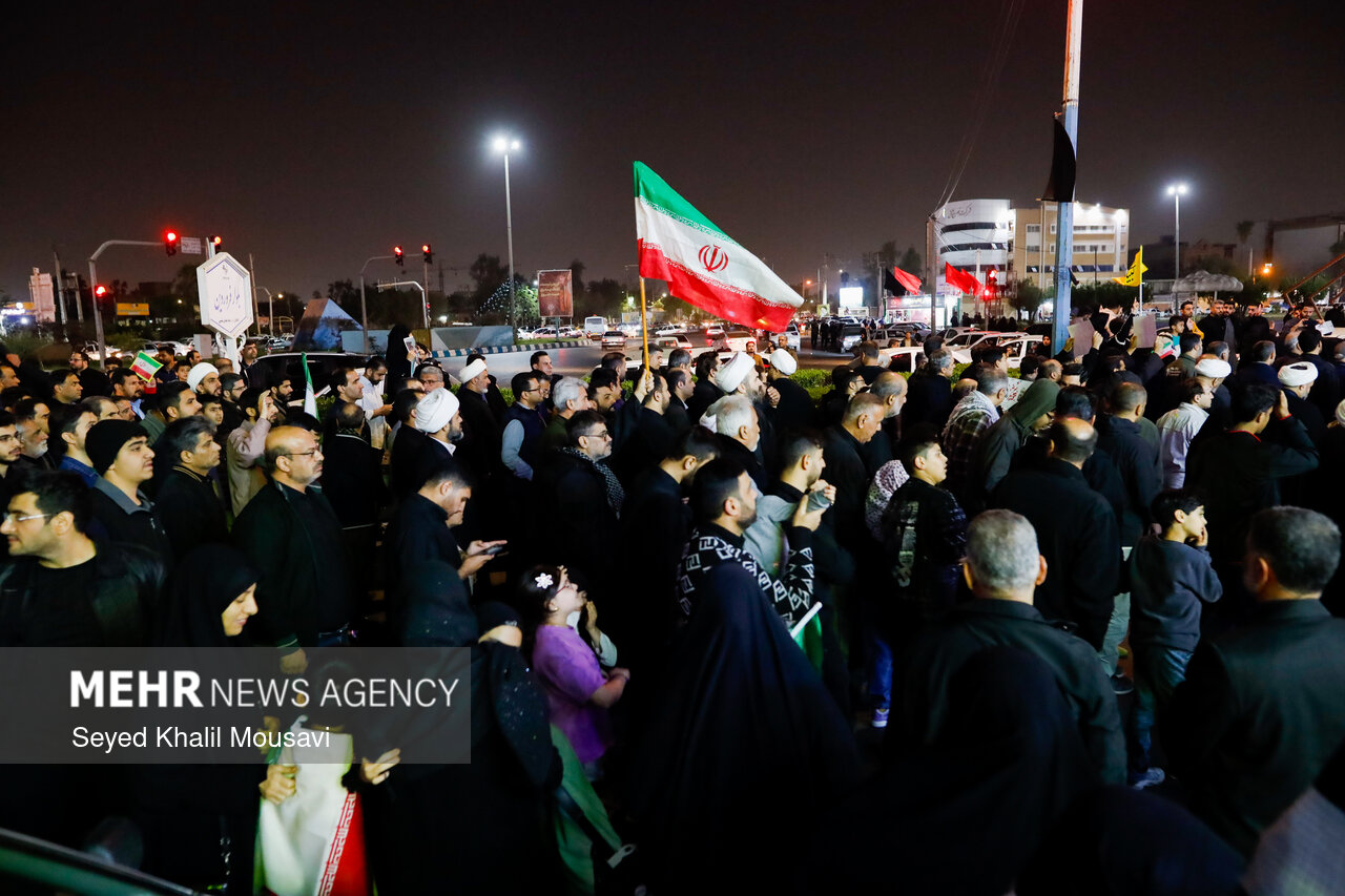 آبادان همچنان در سوگ رهبر شهید
