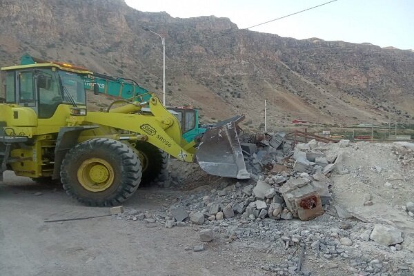قلع‌وقمع ۱۰ هزار مترمربع تغییر کاربری غیرمجاز در لاریجان