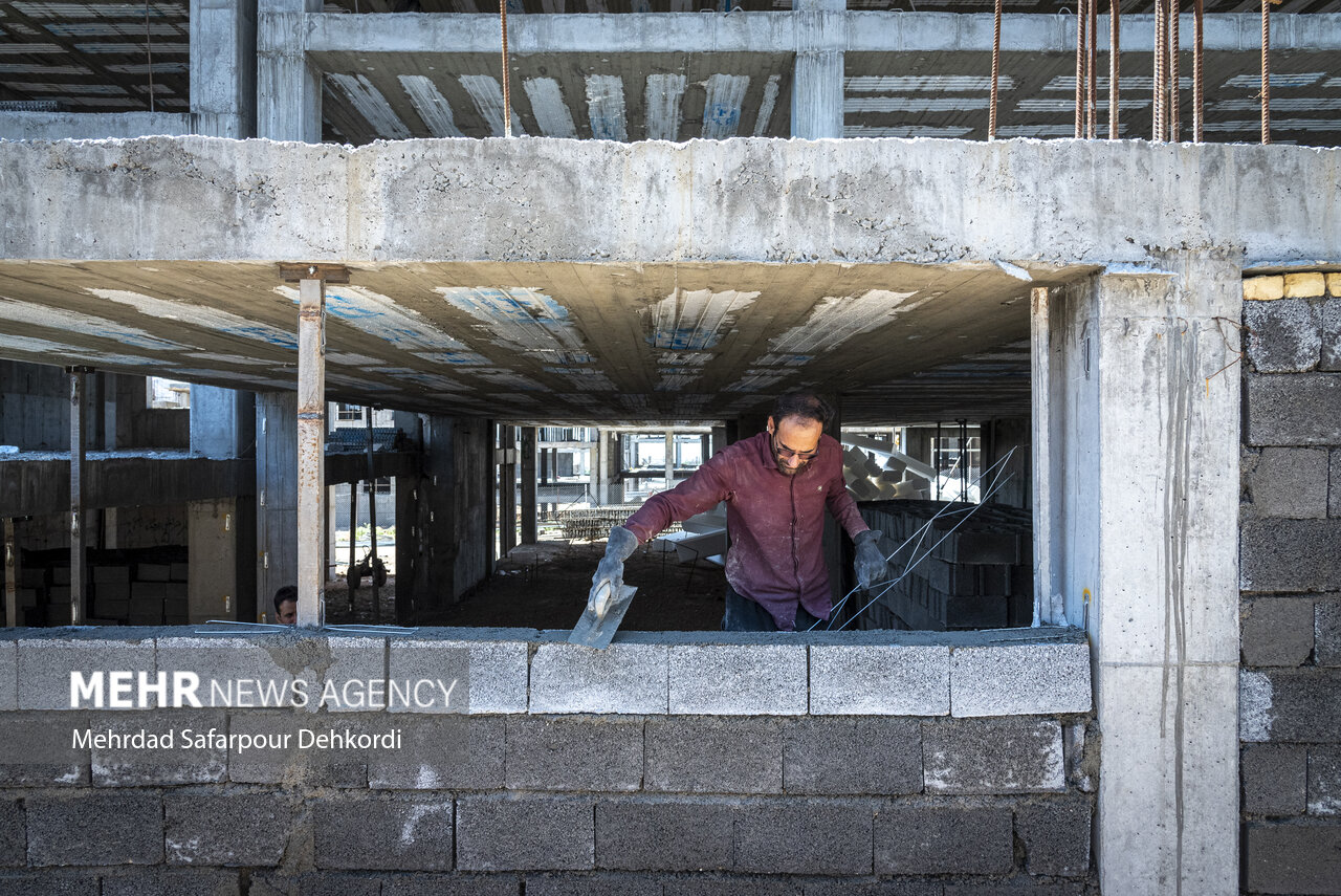 854 هزار واحد مسکونی حمایتی در سه سال آینده به متقاضیان تحویل می شود