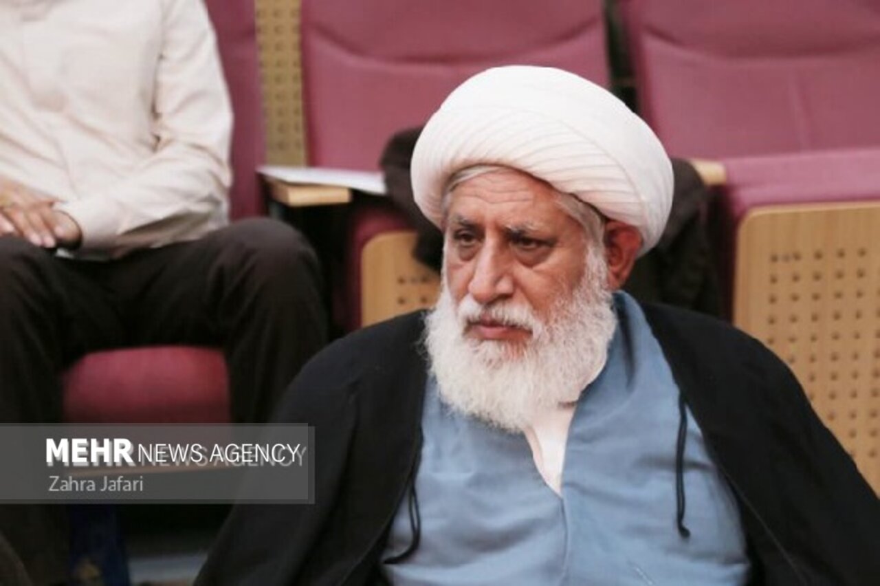 شناخت دقیق از وضعیت کشور ویژگی ممتاز آیت الله خامنه‌ای است