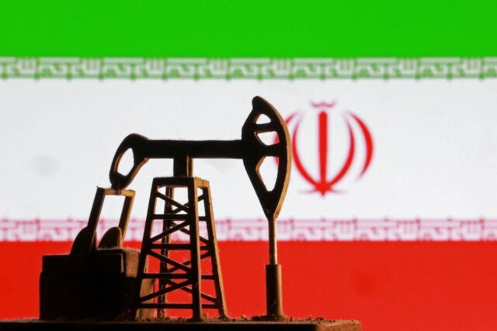 پالایشگاه‌های هند و آسیا در صف خرید نفت ایران