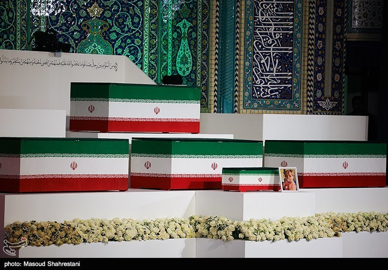 ببینید|شخصیت‌های محور مقاومت با رهبر شهید انقلاب وداع کردند