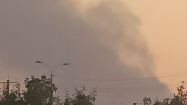 دود سیاه در بهبهان ناشی از آتش‌زدن ضایعات بود