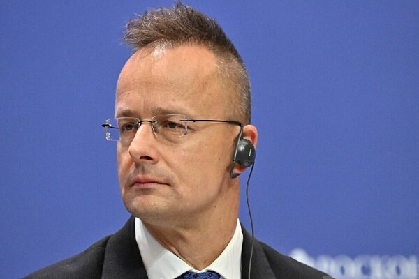 مجارستان خواستار لغو تحریم‌های نفت و گاز روسیه شد