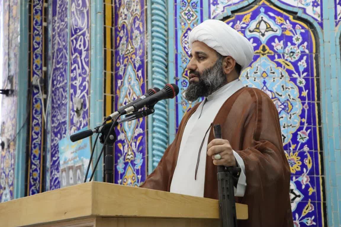 کارگر: هرگونه آسیب به جزیره خارگ پیامدهای گسترده جهانی خواهد داشت