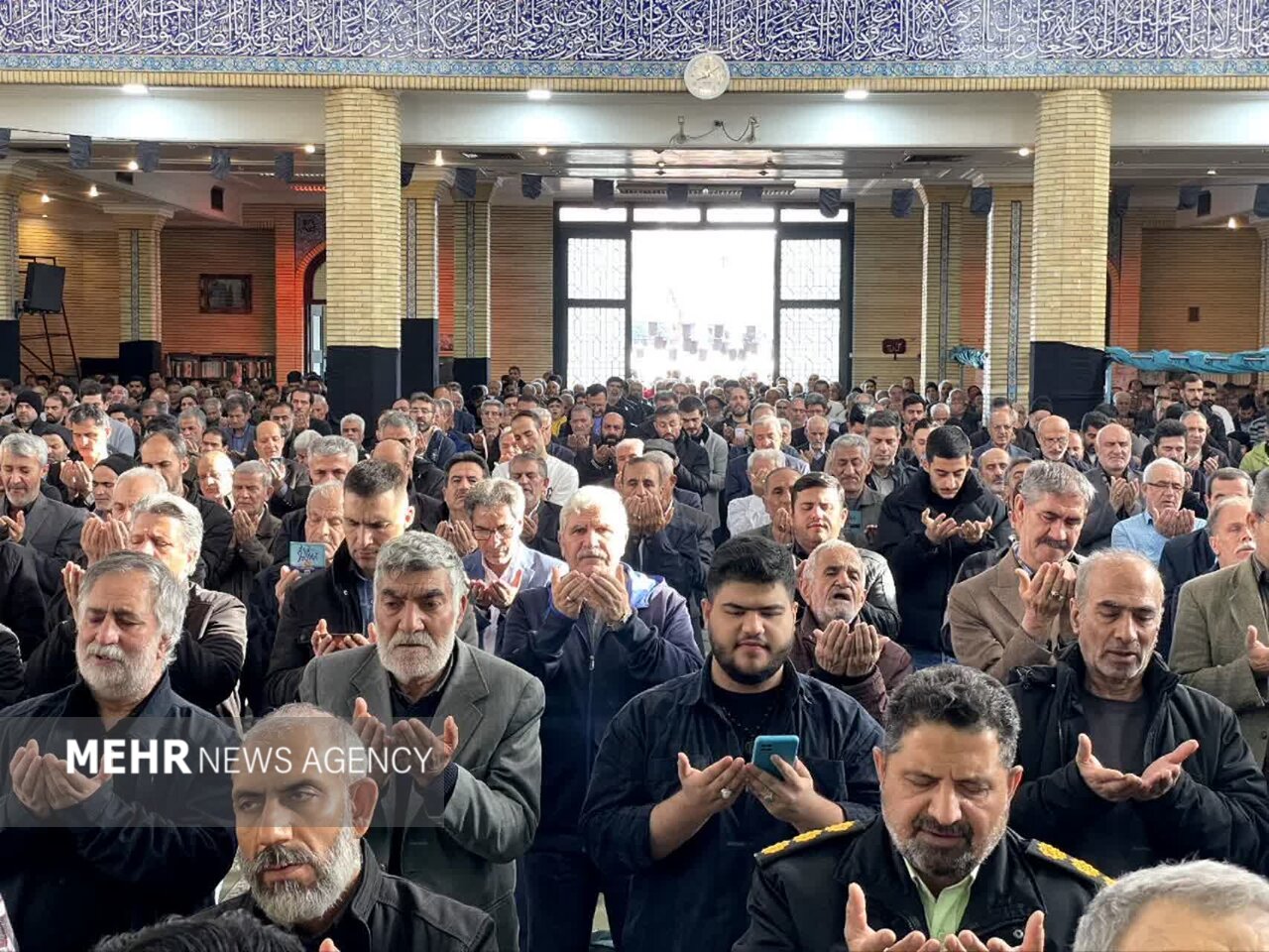 نماز عید سعید فطر در ملارد برگزار شد