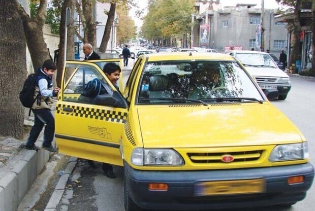 رئیس شورای شهربوشهر: نظارت جدی بر سرویس مدارس ضروری است