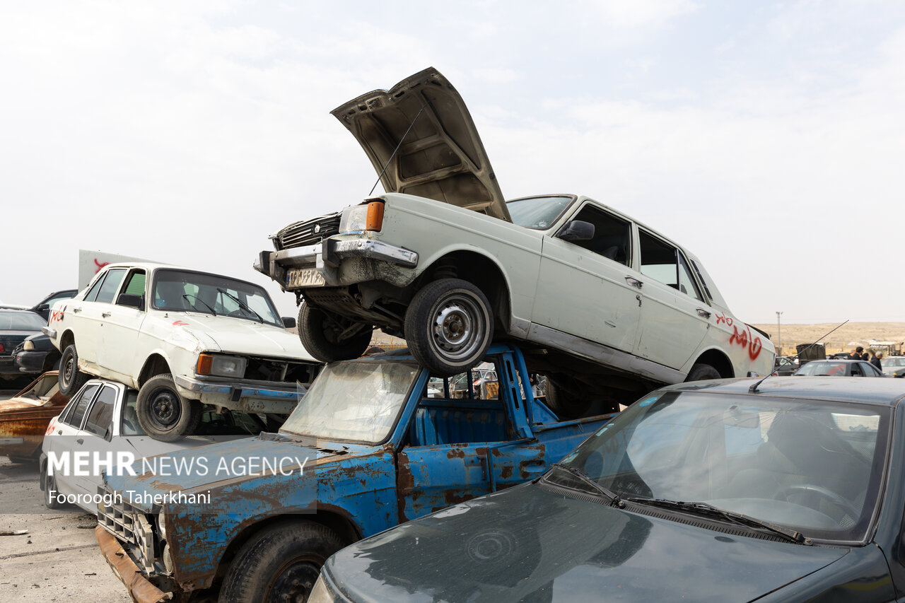 خروج ۶۸۰ هزار خودرو فرسوده از ناوگان؛ ۱.۹ میلیون خودرو در انتظار اسقاط