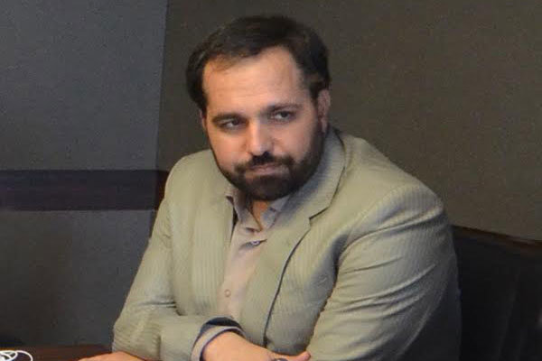 سرابِ دیپلماسی التماسی؛ وقتی ساعتِ ظریف به وقتِ «کدخدا» خواب رفته است!