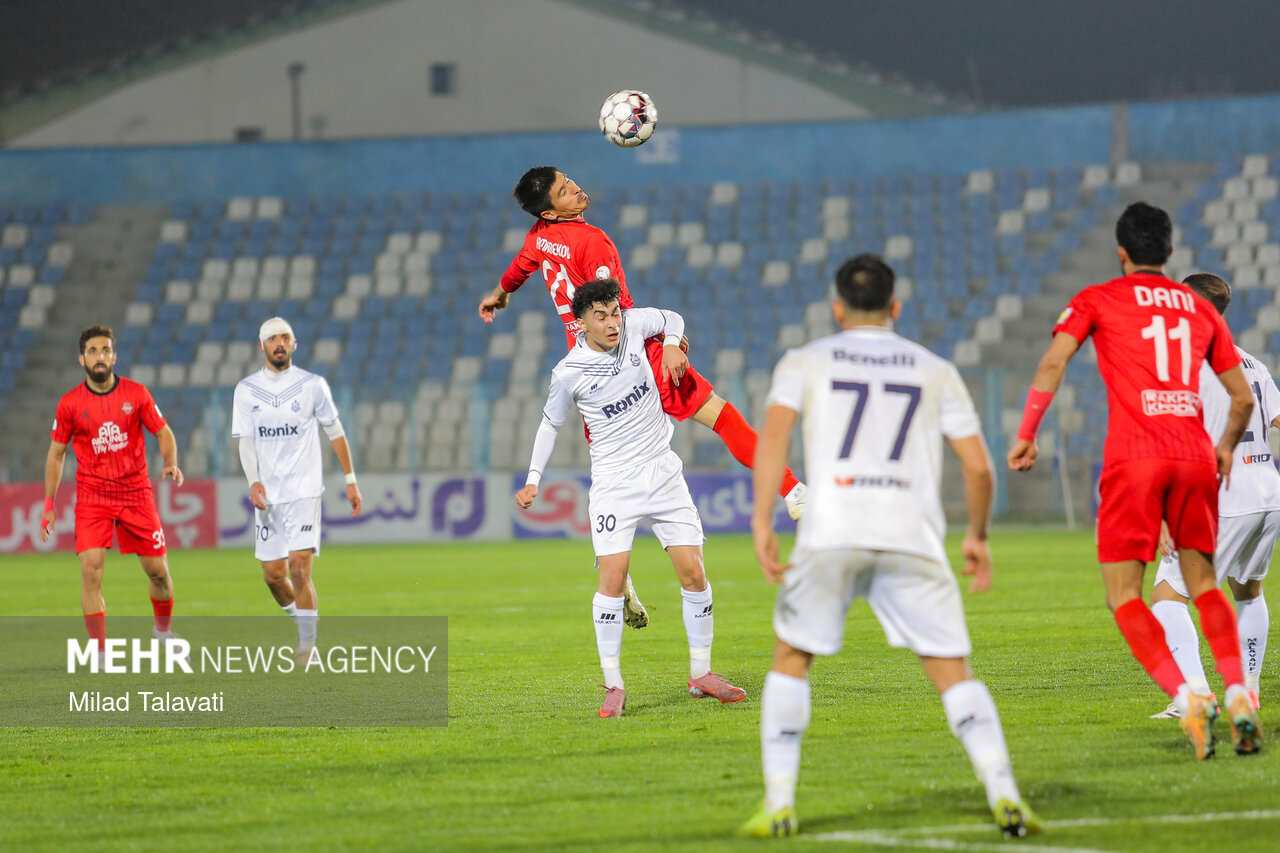 لیگ برتر فوتبال- ملوان و تراکتور