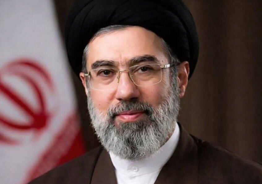 بیعت مجمع نمایندگان استان بوشهر در مجلس با سومین رهبر انقلاب اسلامی