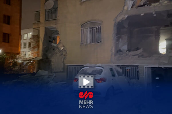 گزارش خبرنگار مهر از حمله تروریستی به چند ساختمان مسکونی در غرب تهران