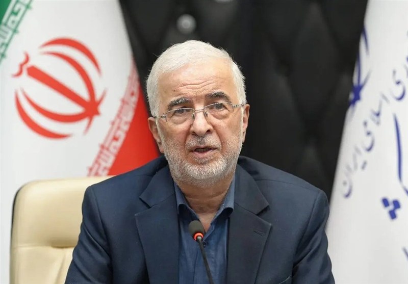 مؤمنی: دولت با تمام توان در کنار استان‌های درگیر جنگ است