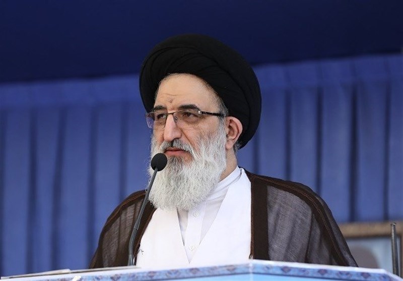 تذکر آیت‌الله حسینی‌همدانی به بانک مرکزی برای کنترل قیمت ارز و طلا