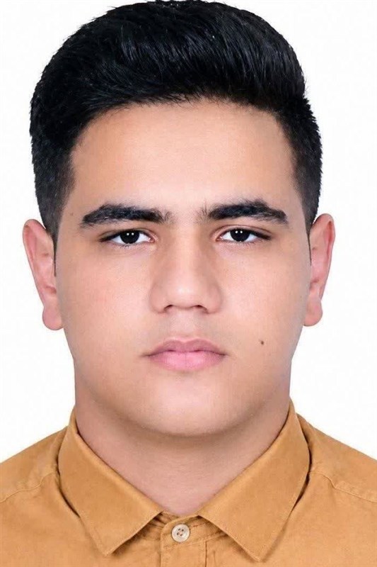 دانش‌آموز خوسفی رتبه 17 کنکور تجربی کشور را کسب کرد