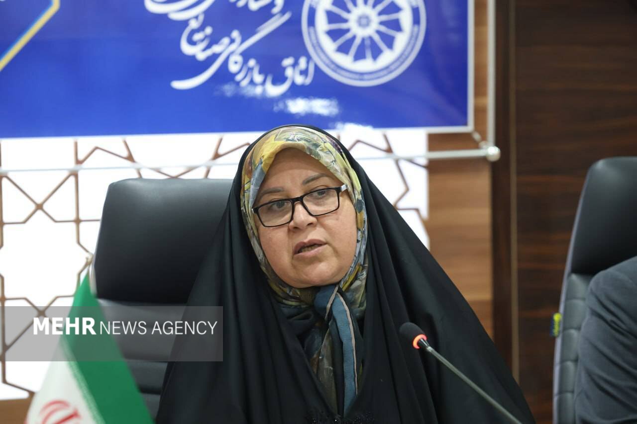 گره‌های مالیاتی صادرکنندگان با اصلاح دستورالعمل تسعیر ارز، باز شد