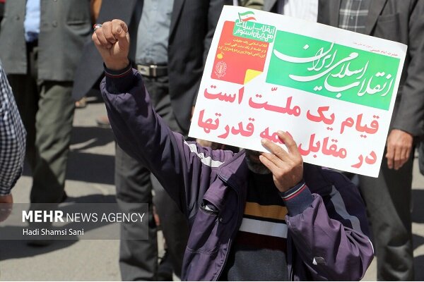آیت‌الله خامنه‌ای و عبور جامعه از دوقطبی؛ تحلیل روان‌شناختی گفتاری ملی