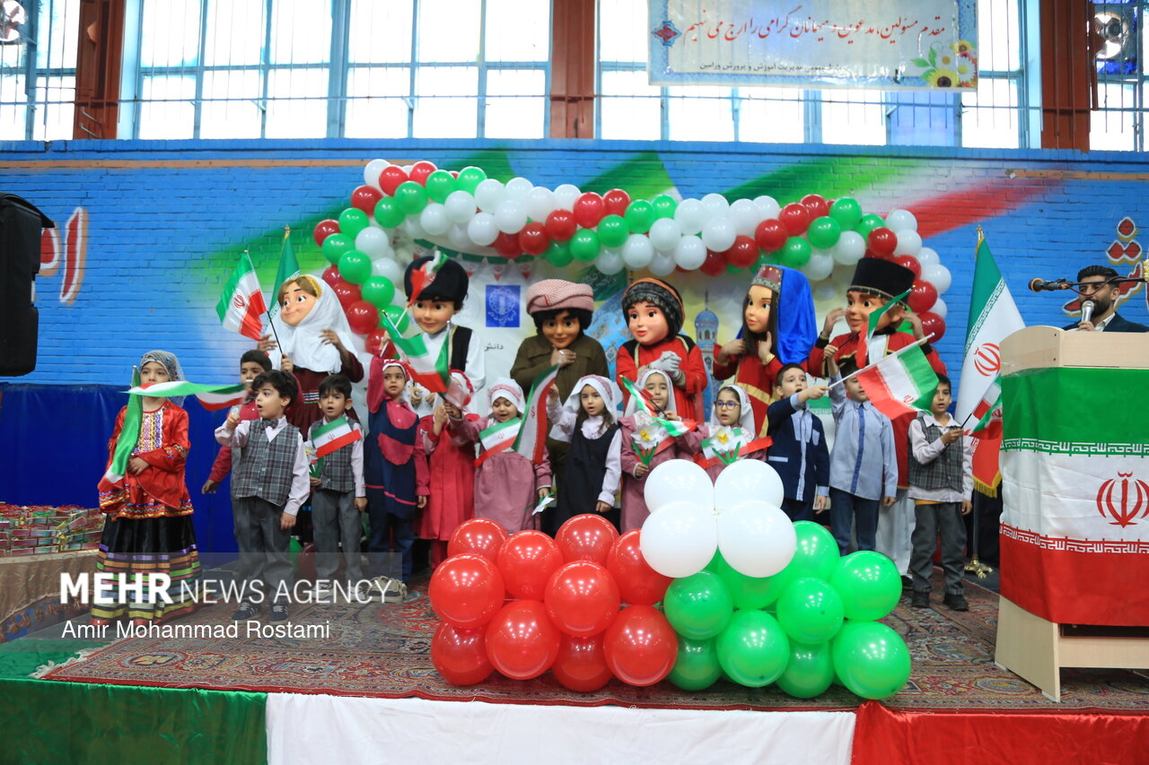 ویژه برنامه‌های فرهنگی و مذهبی دهه فجر در مساجد نوشهر برگزار شد