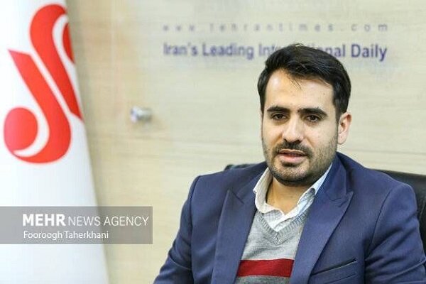 صنایع فرهنگی زبان گویای مردم در دفاع از وطنشان است